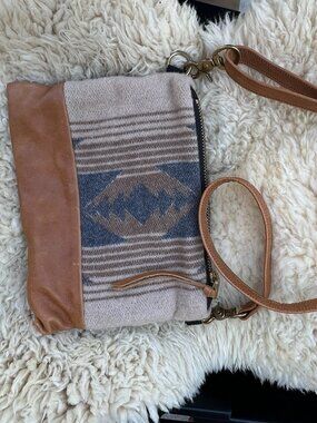 Rais Case Pendleton Crossbody
